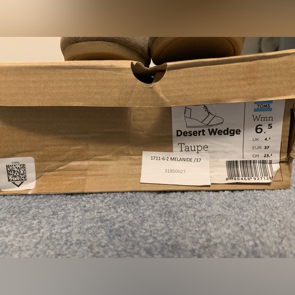 Brand New - Toms Desert Wedge Suede Shoes - Taupe - Size 6.5 - Picture 3 of 10